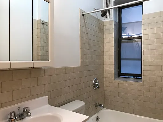 Rented by Beekman Street Realty | media 28