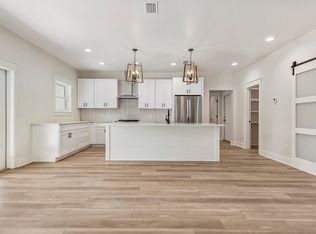 204 Sunset Ln, Panama City Beach, FL 32407