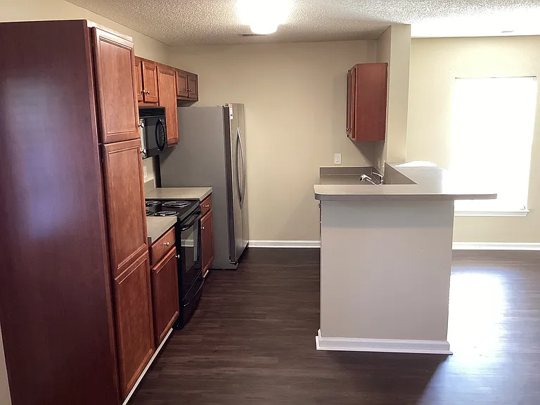 8565 Chloe Ln — Photo 3