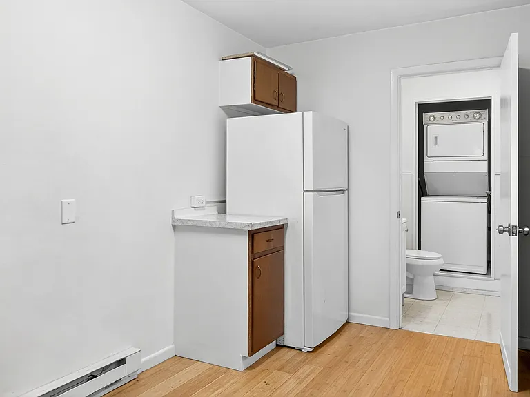 321 N Fulton St #2 — Photo 22