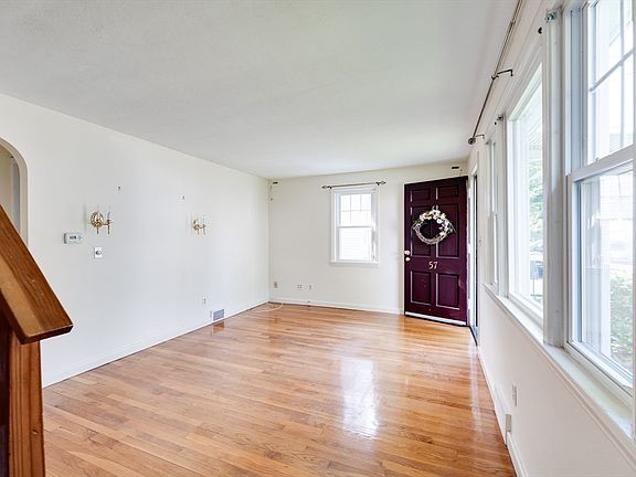 3rd image of 57 Bither St