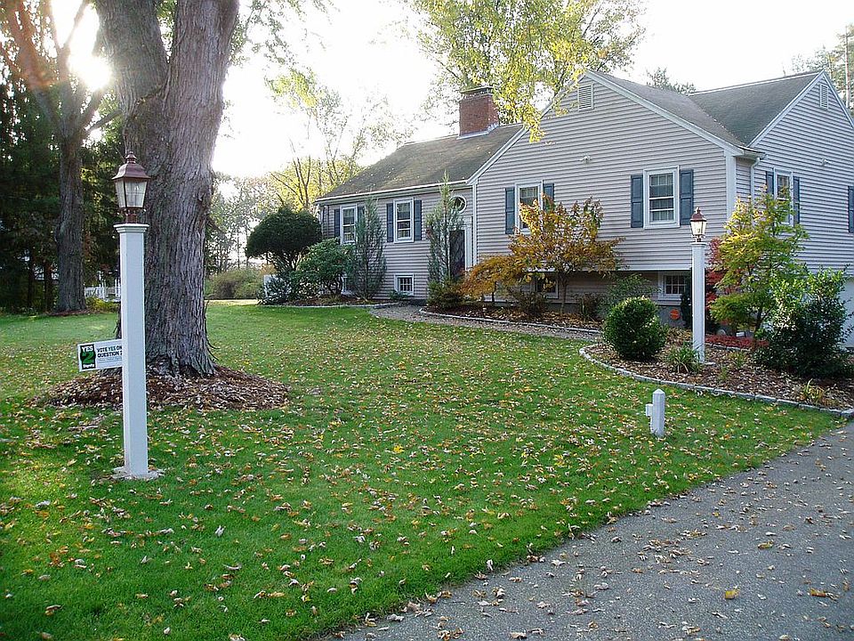 2nd image of 39 Griscom Rd