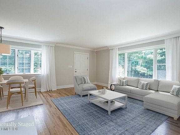 4th image of 395 Taconic Rd