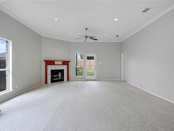 3rd image of 8605 Creede Trl