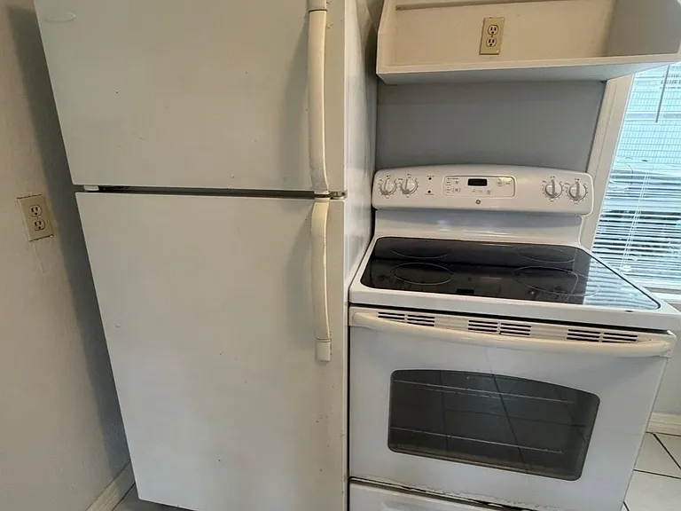 613 Pacific St #1 — Photo 16