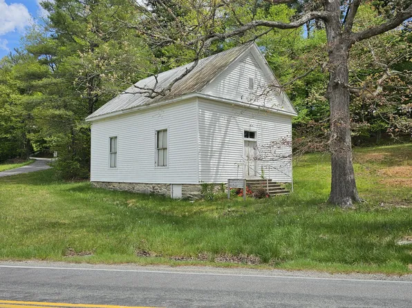 10210 Bent Mountain Rd, Bent Mountain, VA 24059