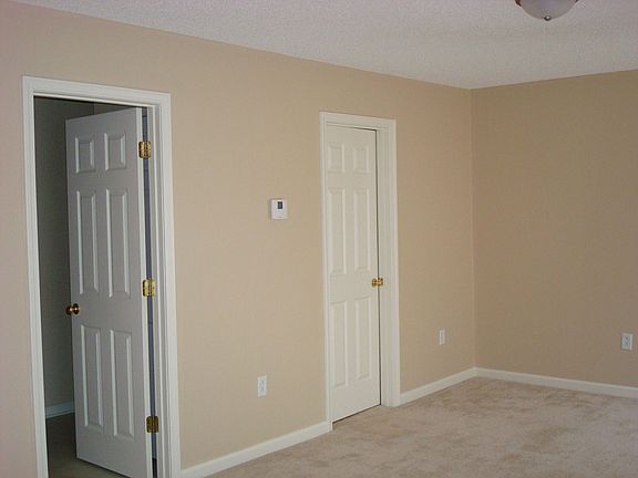 Extra large room upstairs can be a bonus room or second master suite