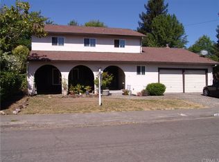 2515 Canterbury Dr, Santa Rosa, CA 95405