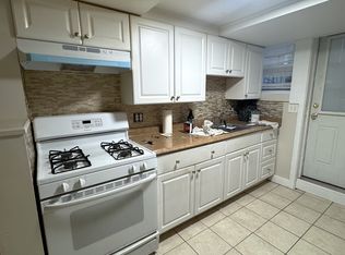 22 Linden St APT 6, Quincy, MA 02170