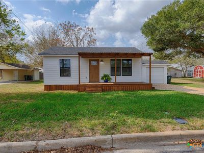 314 S Ridge St, Hallettsville, TX, 77964