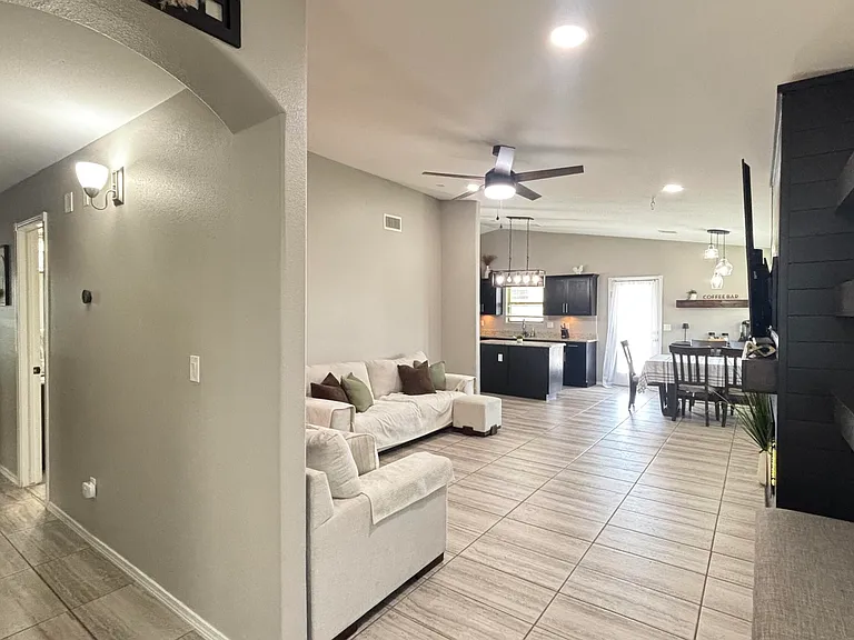 11613 Flor Galatea Way — Photo 3