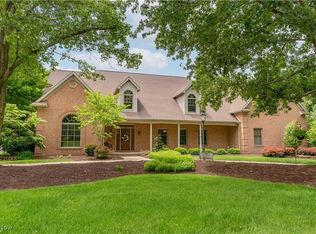 5679 Carters Grove Cir NW, Massillon, OH 44646