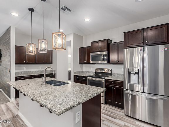 3rd image of 10363 W ROSEWOOD Lane