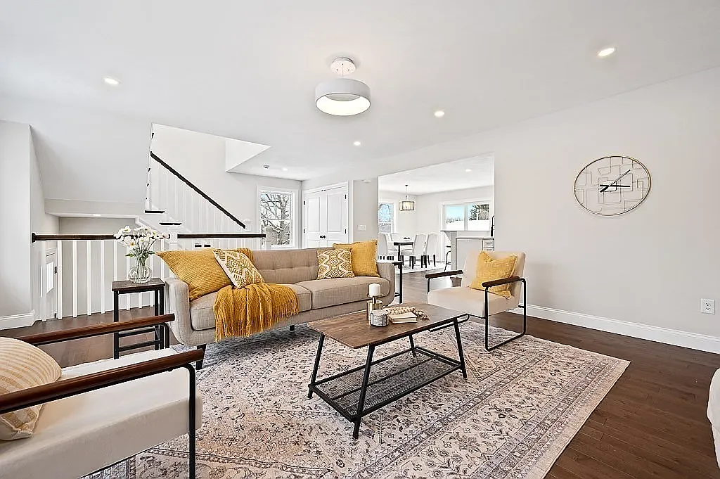 3 bed, 2146 sqft, $4,100 — Photo 3