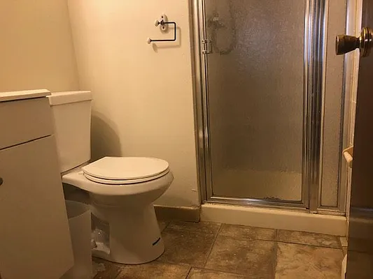 Rented by 18 REALTY | media 23