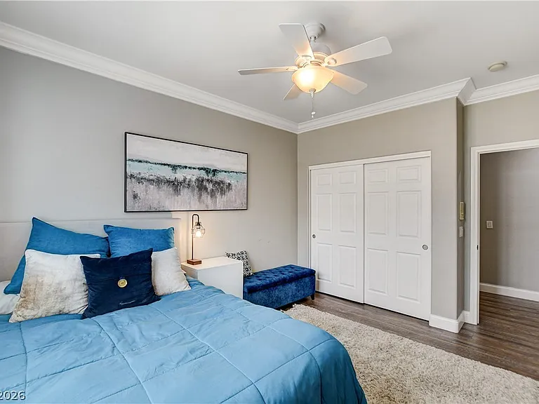 8086 Merlewood Ave — Photo 50