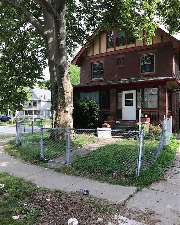 1st image of 10112 Empire Ave