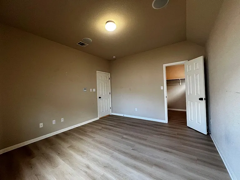 12513 Palfrey Dr — Photo 24