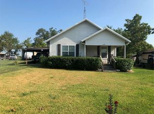 305 W Sam Rayburn Rd, Dodd City, TX 75438