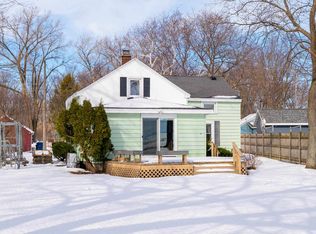 1813 Brighton Beach Rd, Menasha, WI 54952