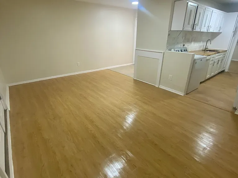 230 Hill Rise — Photo 50