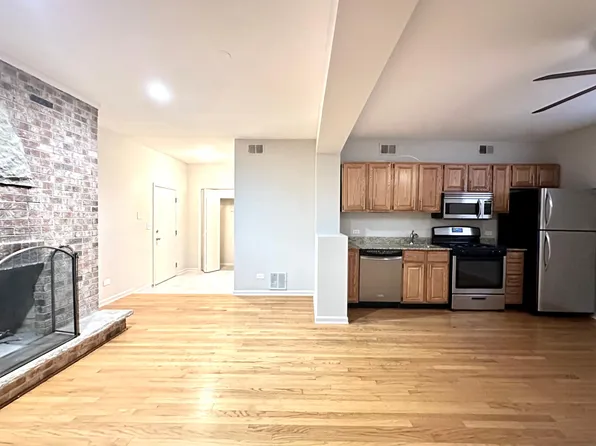 617 W Drummond Pl, Chicago, IL