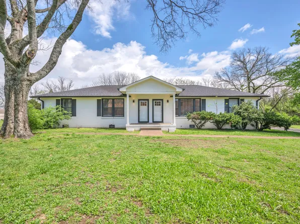 313 Green Acres Dr #A, Goodlettsville, TN 37072