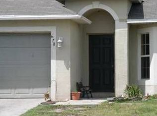 678 Tradewinds Dr, Deltona, FL 32738