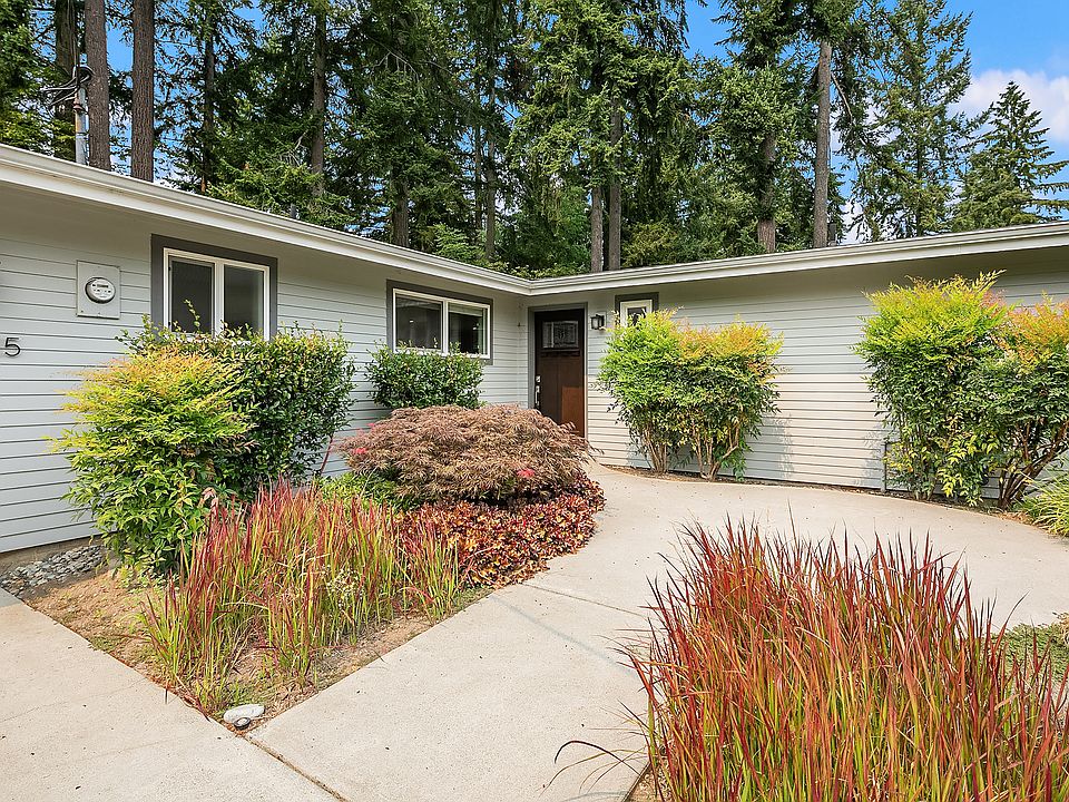 1st image of 2615 162nd Ave NE