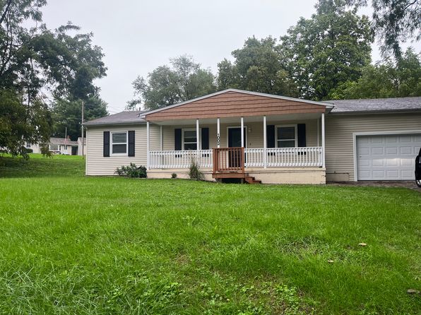 1002 Maywood Dr