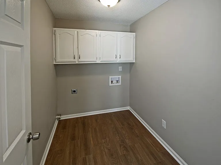4108 Nipoma Cv — Photo 7