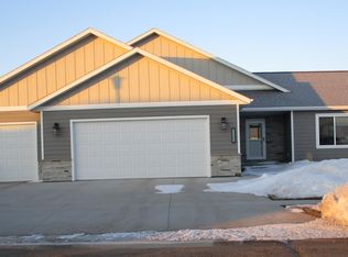 2319 Lucas Ln, Watertown, SD 57201