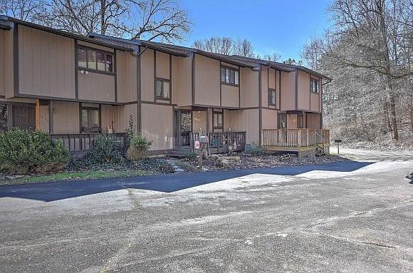 1st image of 24200 Woodridge Cir #C