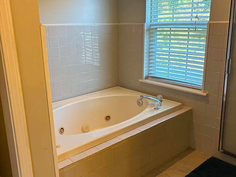 3758 Princeton Rd — Photo 12