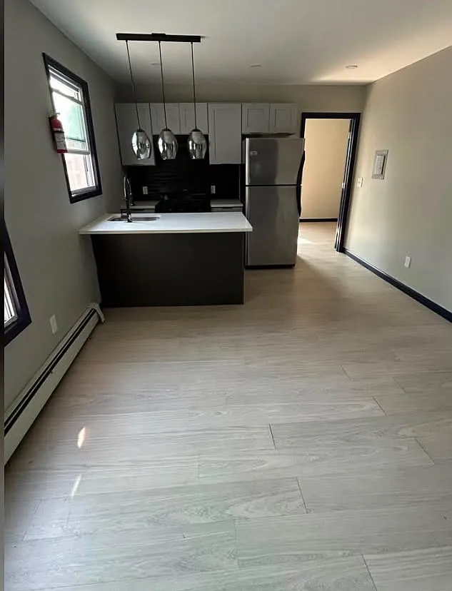 2 bed, $1,950 — Photo 2