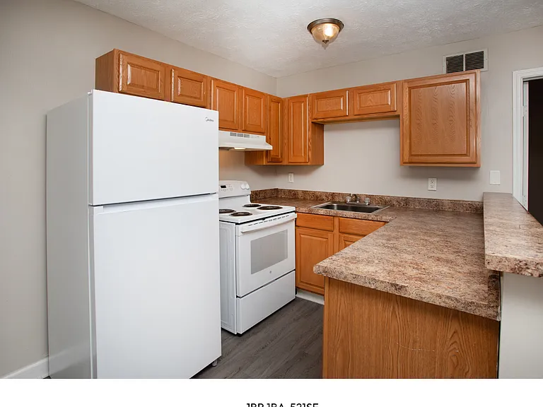 Greystone Place — Photo 16