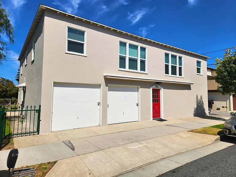 1802 Ocean Park Blvd — Photo 30