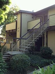 4th image of 3892 Yorkshire St