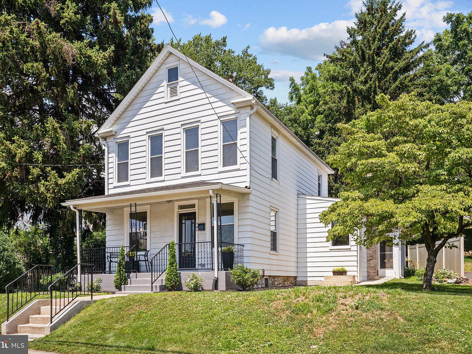 741 Walnut St, Lemoyne, PA 17043 | Zillow
