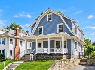 48 Hawthorn Rd, Milton, MA 02186