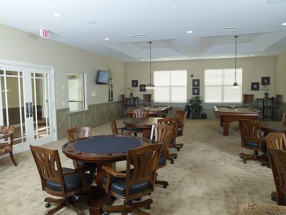 906 Scottsdale Drive