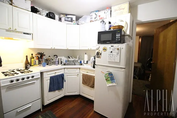 Rented by Alpha Properties NYC I LLC | media 31