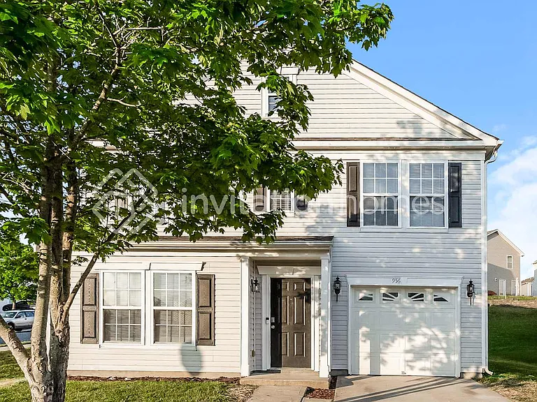 956 Littleton Dr — Photo 1