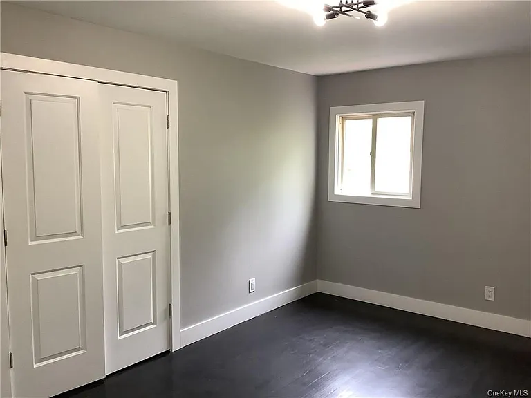 19 Mountainview Dr — Photo 7