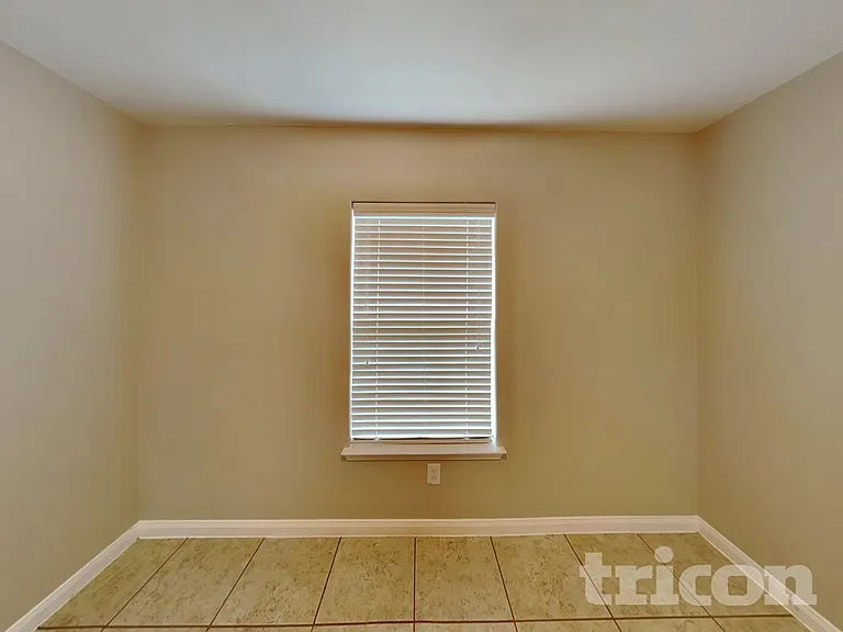 100 Rebel Rd — Photo 8