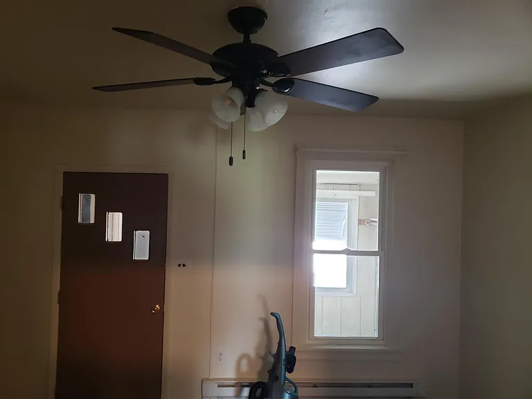 887 Peace St — Photo 22