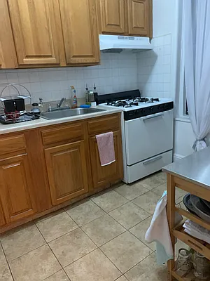 Rented by MQ Realty LLC | media 15