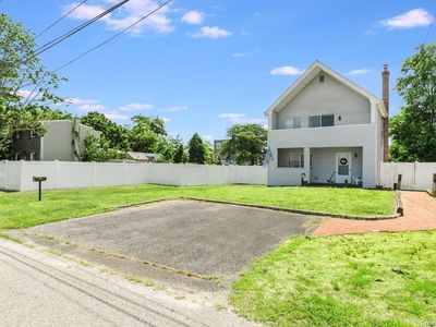 12 Edgewater Drive, Mastic Beach, NY, 11951