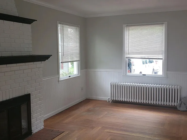 54 Lambert St — Photo 3