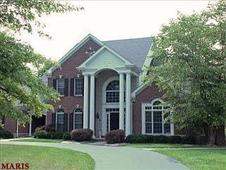 1st image of 906 Kingscove Ct